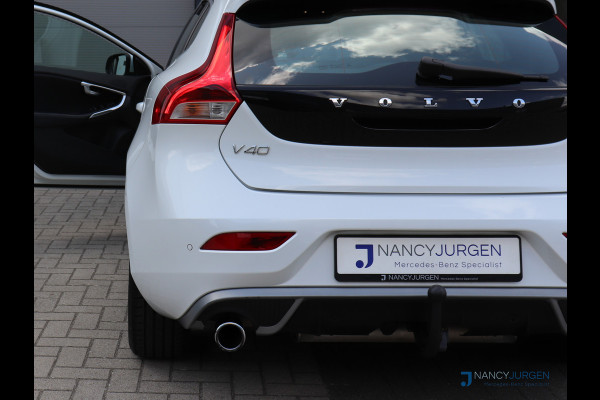 Volvo V40 2.0 T4 R-Design | Automaat | ECC | Leder Nappa | Navi Sensus | Camera | DAB | LED | Sound System | Keyless Start | Trekhaak | Volvo V40 2.0 T4 R-Design | Automaat | ECC | Leder Nappa | Navi Sensus | Camera | DAB | LED | Sound System | Keyless Start | Trekhaak |