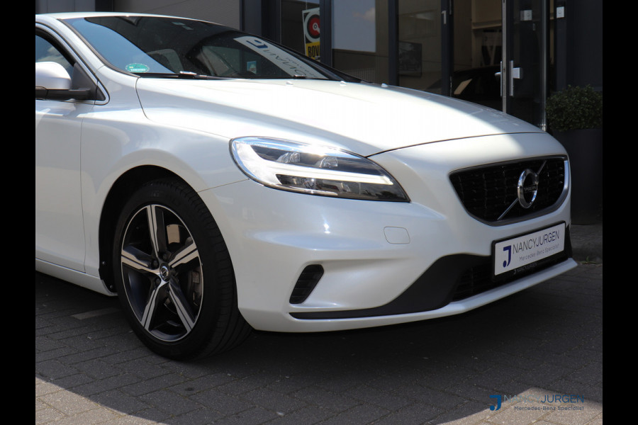 Volvo V40 2.0 T4 R-Design | Automaat | ECC | Leder Nappa | Navi Sensus | Camera | DAB | LED | Sound System | Keyless Start | Trekhaak | Volvo V40 2.0 T4 R-Design | Automaat | ECC | Leder Nappa | Navi Sensus | Camera | DAB | LED | Sound System | Keyless Start | Trekhaak |