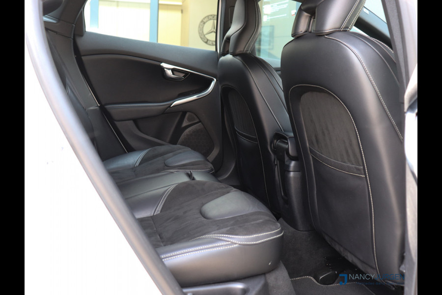 Volvo V40 2.0 T4 R-Design | Automaat | ECC | Leder Nappa | Navi Sensus | Camera | DAB | LED | Sound System | Keyless Start | Trekhaak | Volvo V40 2.0 T4 R-Design | Automaat | ECC | Leder Nappa | Navi Sensus | Camera | DAB | LED | Sound System | Keyless Start | Trekhaak |