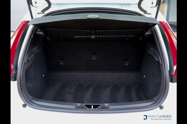 Volvo V40 2.0 T4 R-Design | Automaat | ECC | Leder Nappa | Navi Sensus | Camera | DAB | LED | Sound System | Keyless Start | Trekhaak | Volvo V40 2.0 T4 R-Design | Automaat | ECC | Leder Nappa | Navi Sensus | Camera | DAB | LED | Sound System | Keyless Start | Trekhaak |