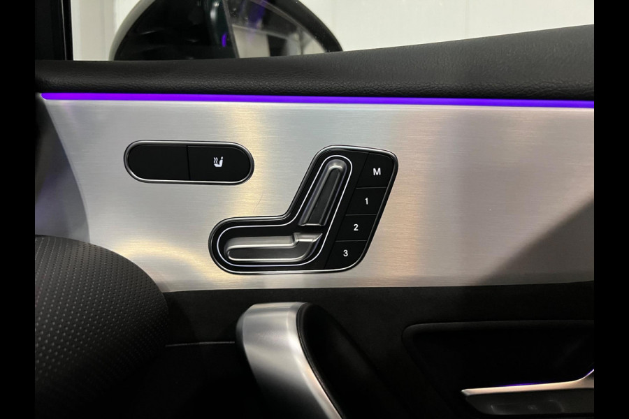 Mercedes-Benz A-Klasse 250 e AMG Line | PANO | NIGHT | MEMORY SEATS | CAMERA | LED