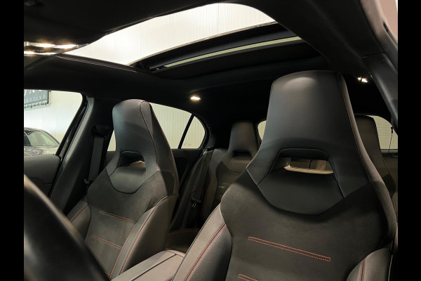 Mercedes-Benz A-Klasse 250 e AMG Line | PANO | NIGHT | MEMORY SEATS | CAMERA | LED