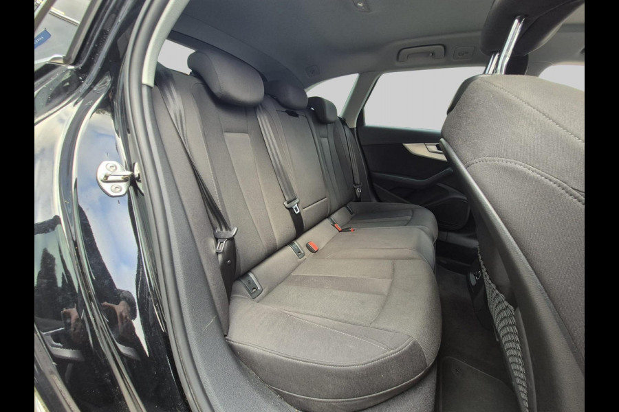 Audi A4 Avant 35 TFSI Sport Lease Edition