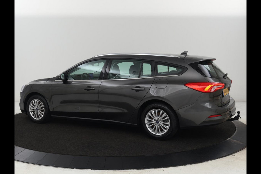 Ford Focus 1.0 EcoBoost Titanium | Trekhaak | Carplay | Navigatie | Keyless | Full LED | Parkeerhulp | Climate control | Cruise control