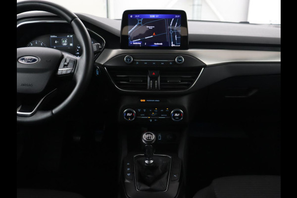 Ford Focus 1.0 EcoBoost Titanium | Trekhaak | Carplay | Navigatie | Keyless | Full LED | Parkeerhulp | Climate control | Cruise control