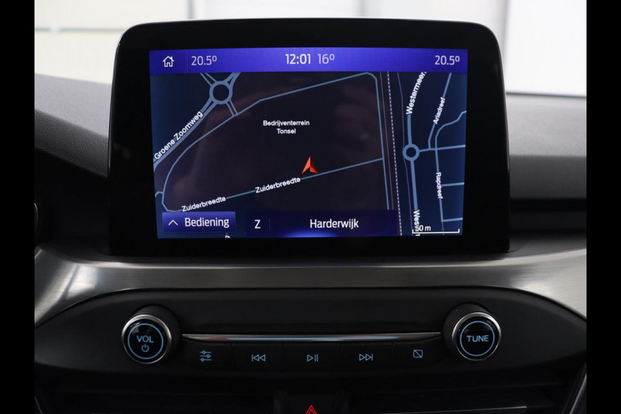 Ford Focus 1.0 EcoBoost Titanium | Trekhaak | Carplay | Navigatie | Keyless | Full LED | Parkeerhulp | Climate control | Cruise control