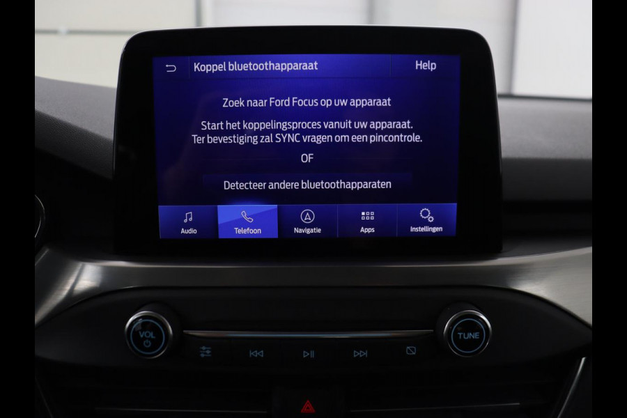 Ford Focus 1.0 EcoBoost Titanium | Trekhaak | Carplay | Navigatie | Keyless | Full LED | Parkeerhulp | Climate control | Cruise control