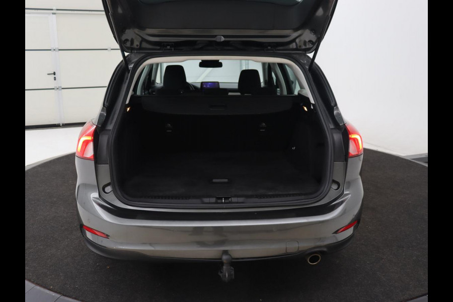 Ford Focus 1.0 EcoBoost Titanium | Trekhaak | Carplay | Navigatie | Keyless | Full LED | Parkeerhulp | Climate control | Cruise control