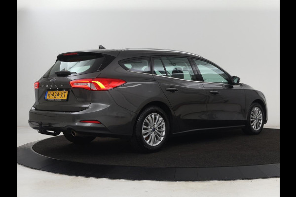 Ford Focus 1.0 EcoBoost Titanium | Trekhaak | Carplay | Navigatie | Keyless | Full LED | Parkeerhulp | Climate control | Cruise control
