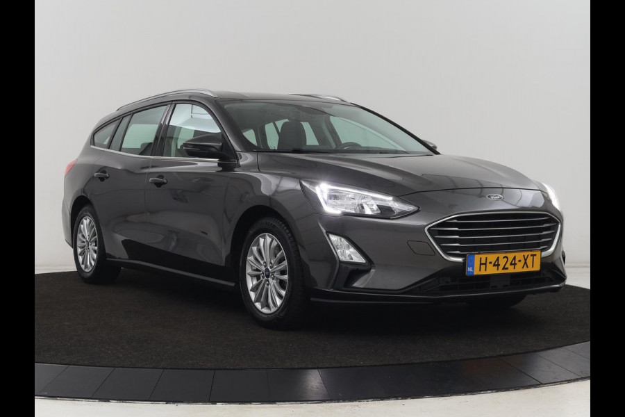 Ford Focus 1.0 EcoBoost Titanium | Trekhaak | Carplay | Navigatie | Keyless | Full LED | Parkeerhulp | Climate control | Cruise control