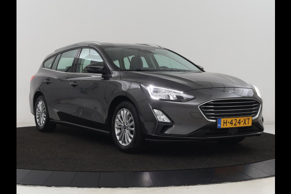 Ford Focus 1.0 EcoBoost Titanium | Trekhaak | Carplay | Navigatie | Keyless | Full LED | Parkeerhulp | Climate control | Cruise control