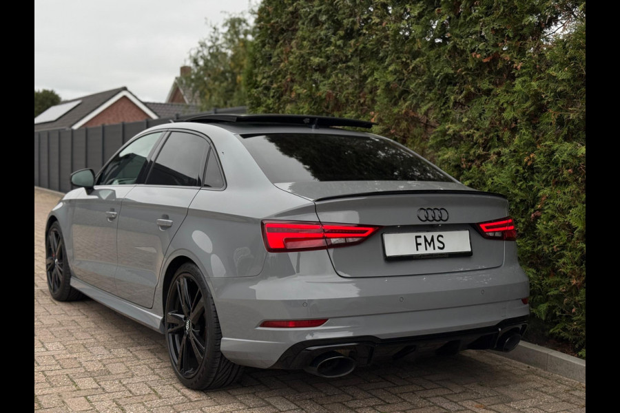 Audi RS3 Limousine 2.5 TFSI Quattro Nardo Grey Panorama