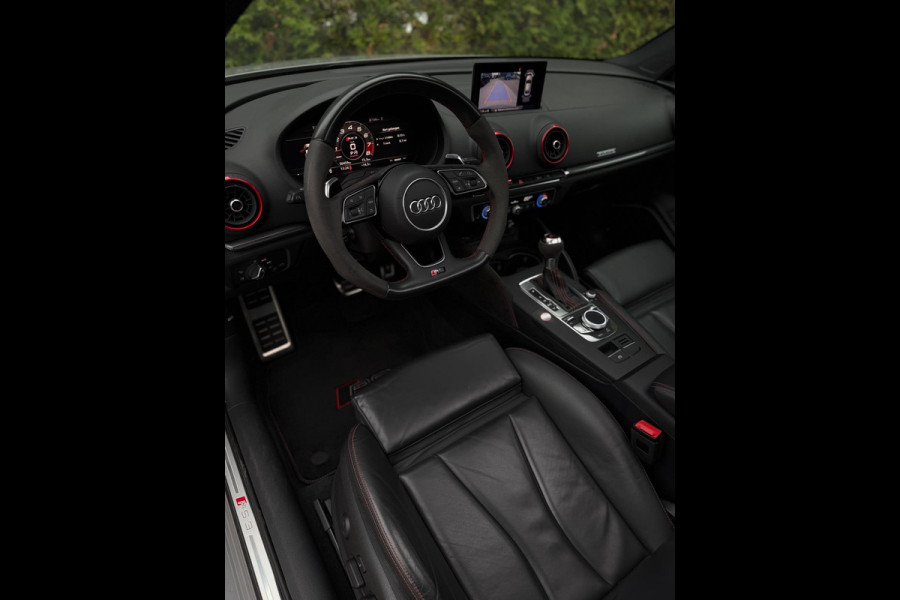 Audi RS3 Limousine 2.5 TFSI Quattro Nardo Grey Panorama