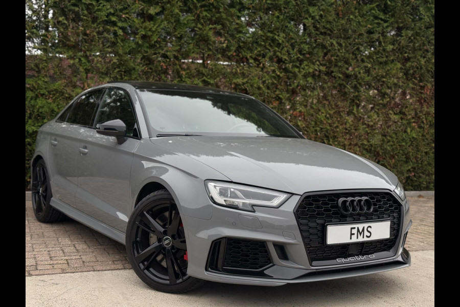 Audi RS3 Limousine 2.5 TFSI Quattro Nardo Grey Panorama