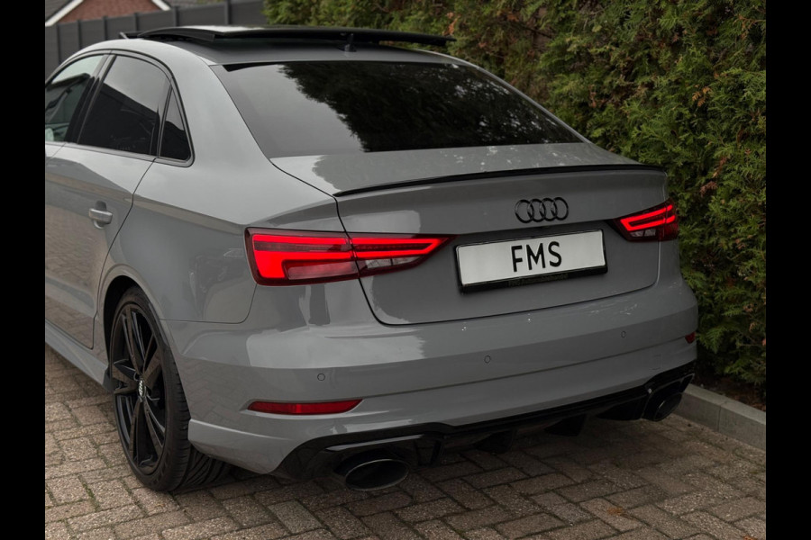 Audi RS3 Limousine 2.5 TFSI Quattro Nardo Grey Panorama