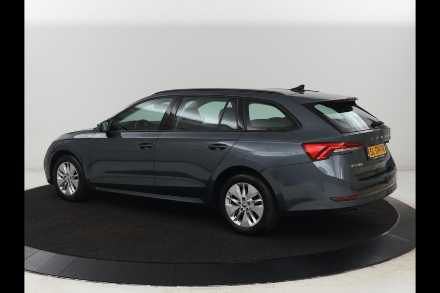 Škoda Octavia 1.0 e-TSI Business Edition | Trekhaak | Adaptive cruise | Carplay | Navigatie | Stuurverwarming | Parkeerhulp | Digital Cockpit | Full LED Škoda Octavia 1.0 e-TSI Business Edition | Trekhaak | Adaptive cruise | Carplay | Navigatie | Stuurverwarming | Parkeerhulp | Digital Cockpit | Full LED