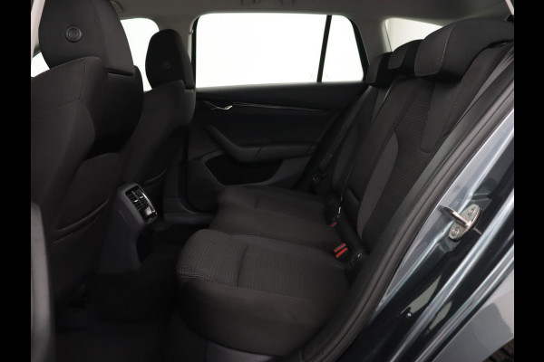 Škoda Octavia 1.0 e-TSI Business Edition | Trekhaak | Adaptive cruise | Carplay | Navigatie | Stuurverwarming | Parkeerhulp | Digital Cockpit | Full LED Škoda Octavia 1.0 e-TSI Business Edition | Trekhaak | Adaptive cruise | Carplay | Navigatie | Stuurverwarming | Parkeerhulp | Digital Cockpit | Full LED