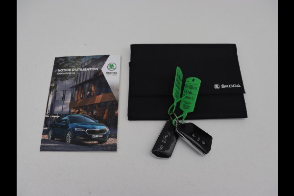 Škoda Octavia 1.0 e-TSI Business Edition | Trekhaak | Adaptive cruise | Carplay | Navigatie | Stuurverwarming | Parkeerhulp | Digital Cockpit | Full LED Škoda Octavia 1.0 e-TSI Business Edition | Trekhaak | Adaptive cruise | Carplay | Navigatie | Stuurverwarming | Parkeerhulp | Digital Cockpit | Full LED