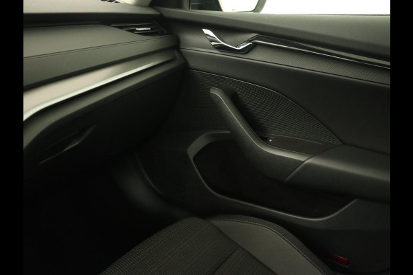 Škoda Octavia 1.0 e-TSI Business Edition | Trekhaak | Adaptive cruise | Carplay | Navigatie | Stuurverwarming | Parkeerhulp | Digital Cockpit | Full LED Škoda Octavia 1.0 e-TSI Business Edition | Trekhaak | Adaptive cruise | Carplay | Navigatie | Stuurverwarming | Parkeerhulp | Digital Cockpit | Full LED