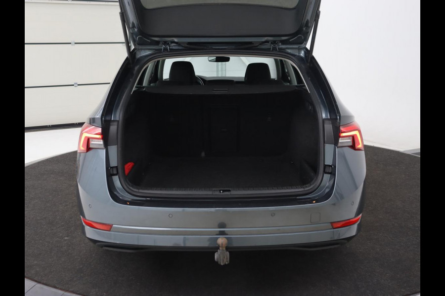 Škoda Octavia 1.0 e-TSI Business Edition | Trekhaak | Adaptive cruise | Carplay | Navigatie | Stuurverwarming | Parkeerhulp | Digital Cockpit | Full LED Škoda Octavia 1.0 e-TSI Business Edition | Trekhaak | Adaptive cruise | Carplay | Navigatie | Stuurverwarming | Parkeerhulp | Digital Cockpit | Full LED