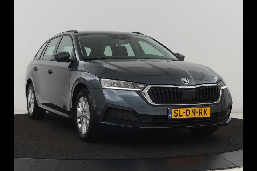 Škoda Octavia 1.0 e-TSI Business Edition | Trekhaak | Adaptive cruise | Carplay | Navigatie | Stuurverwarming | Parkeerhulp | Digital Cockpit | Full LED Škoda Octavia 1.0 e-TSI Business Edition | Trekhaak | Adaptive cruise | Carplay | Navigatie | Stuurverwarming | Parkeerhulp | Digital Cockpit | Full LED