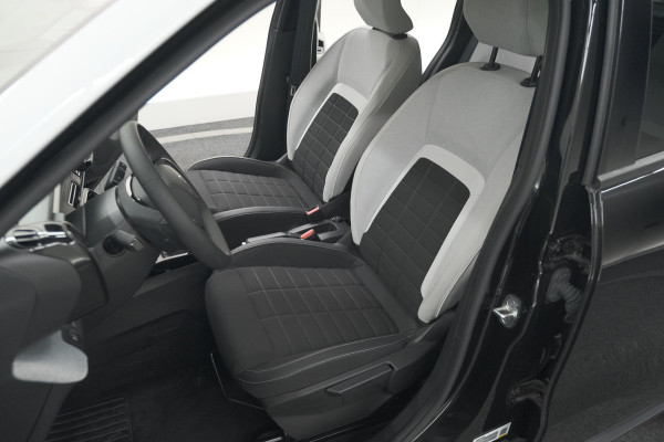 Citroën C3 Turbo 100pk Max | Nieuw Model | Camera | Navigatie | Apple Carplay | Parkeersensoren Citroën C3 Turbo 100pk Max | Nieuw Model | Camera | Navigatie | Apple Carplay | Parkeersensoren