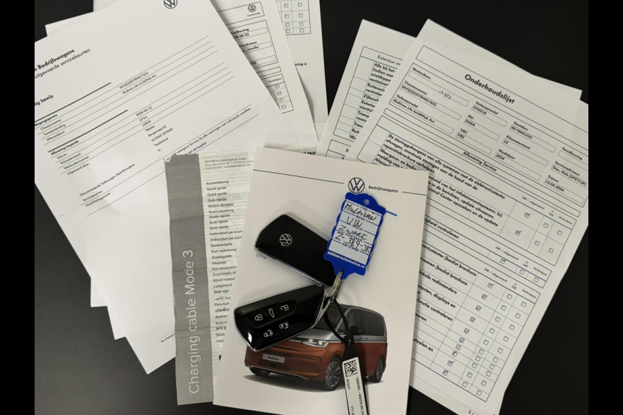 Volkswagen Multivan 1.4 eHybrid L1 Bulli Edition Climate control v/a Cruise control Full LED Matrix Pano Navigatie Apple / Android Volkswagen Multivan 1.4 eHybrid L1 Bulli Edition Climate control v/a Cruise control Full LED Matrix Pano Navigatie Apple / Android