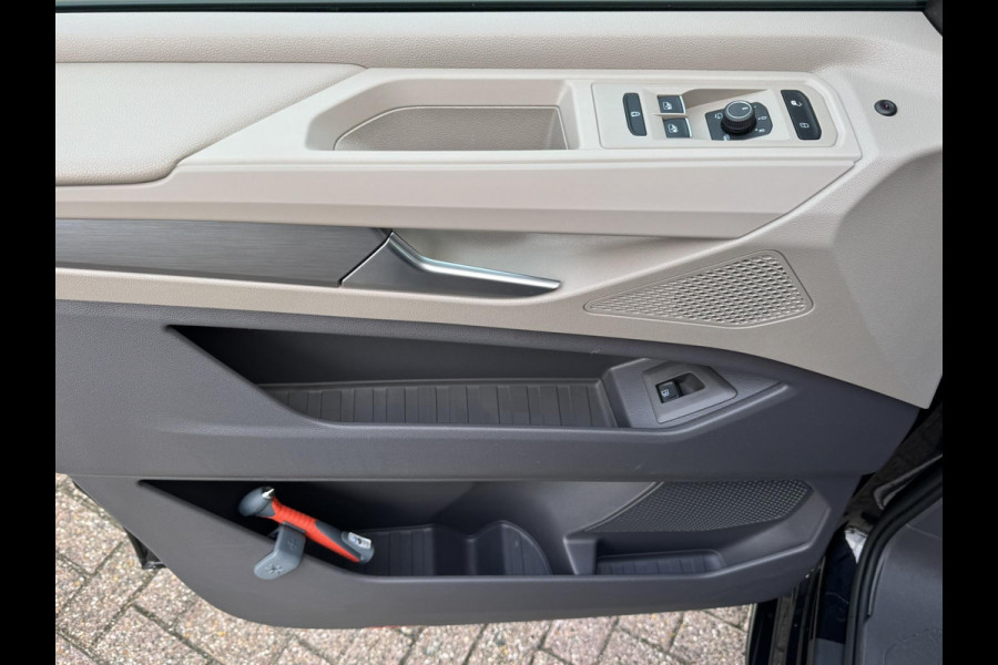 Volkswagen Multivan 1.4 eHybrid L1 Bulli Edition Climate control v/a Cruise control Full LED Matrix Pano Navigatie Apple / Android Volkswagen Multivan 1.4 eHybrid L1 Bulli Edition Climate control v/a Cruise control Full LED Matrix Pano Navigatie Apple / Android
