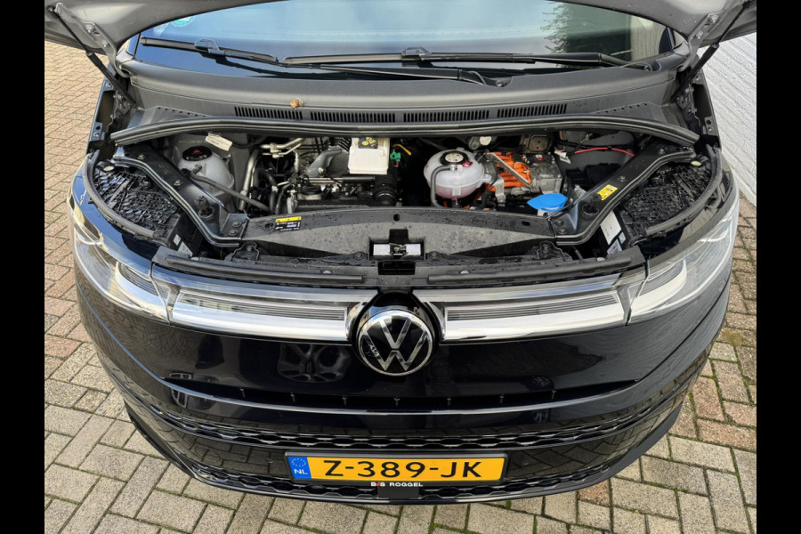 Volkswagen Multivan 1.4 eHybrid L1 Bulli Edition Climate control v/a Cruise control Full LED Matrix Pano Navigatie Apple / Android Volkswagen Multivan 1.4 eHybrid L1 Bulli Edition Climate control v/a Cruise control Full LED Matrix Pano Navigatie Apple / Android