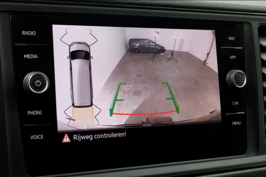 Volkswagen Crafter 50 2.0 TDI 177pk L4H3 (L3H2) DSG-Automaat D.C. Trekhaak 3500kg 01-2021 Volkswagen Crafter 50 2.0 TDI 177pk L4H3 (L3H2) DSG-Automaat D.C. Trekhaak 3500kg 01-2021