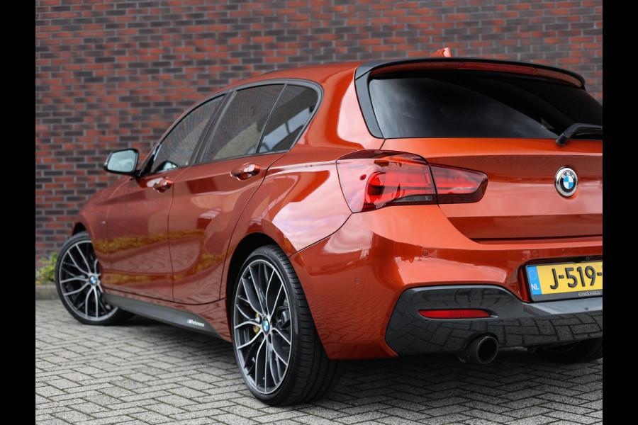BMW 1-serie M140i Edition Shadow Executive | M Performance - Akrapovic - Vol!