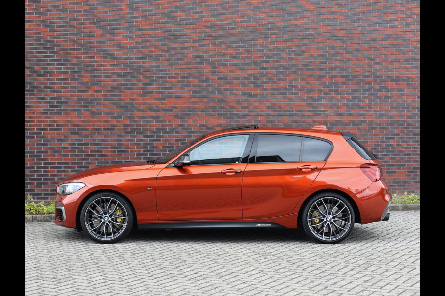 BMW 1-serie M140i Edition Shadow Executive | M Performance - Akrapovic - Vol!