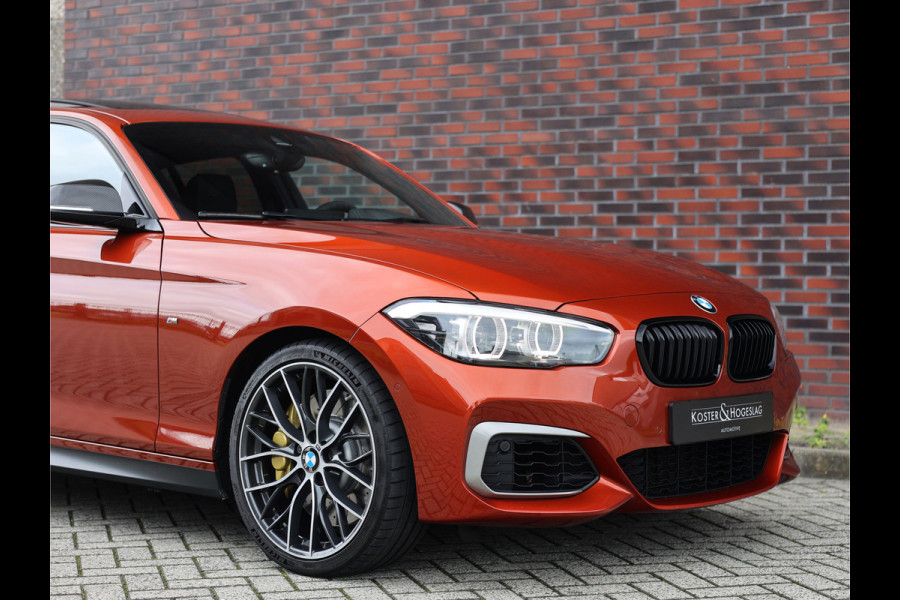BMW 1-serie M140i Edition Shadow Executive | M Performance - Akrapovic - Vol!