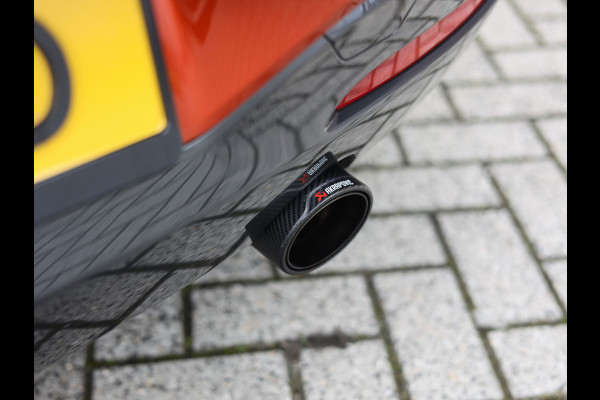 BMW 1-serie M140i Edition Shadow Executive | M Performance - Akrapovic - Vol!