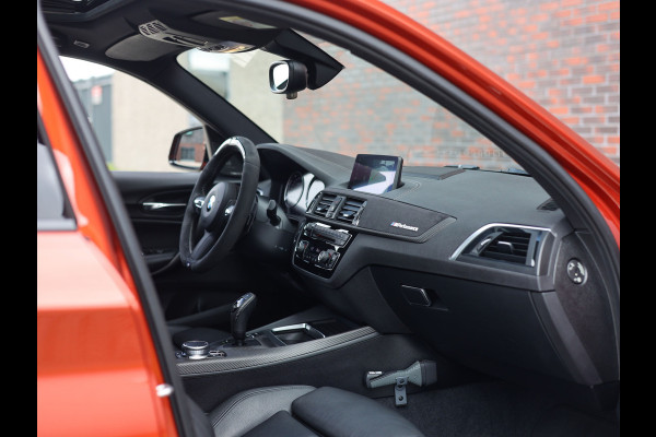 BMW 1-serie M140i Edition Shadow Executive | M Performance - Akrapovic - Vol!