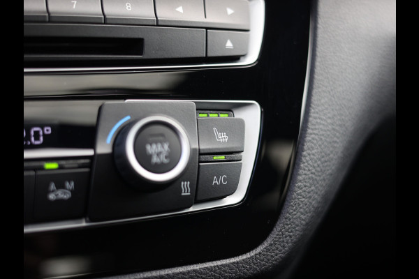 BMW 1-serie M140i Edition Shadow Executive | M Performance - Akrapovic - Vol!