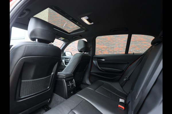 BMW 1-serie M140i Edition Shadow Executive | M Performance - Akrapovic - Vol!