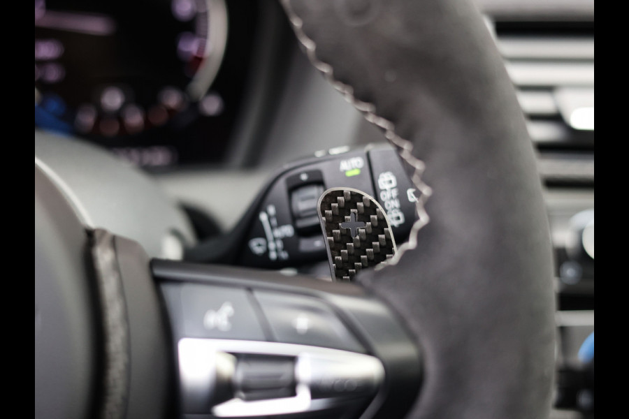 BMW 1-serie M140i Edition Shadow Executive | M Performance - Akrapovic - Vol!