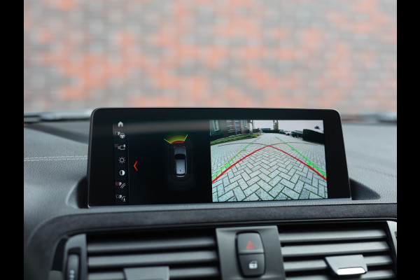 BMW 1-serie M140i Edition Shadow Executive | M Performance - Akrapovic - Vol!