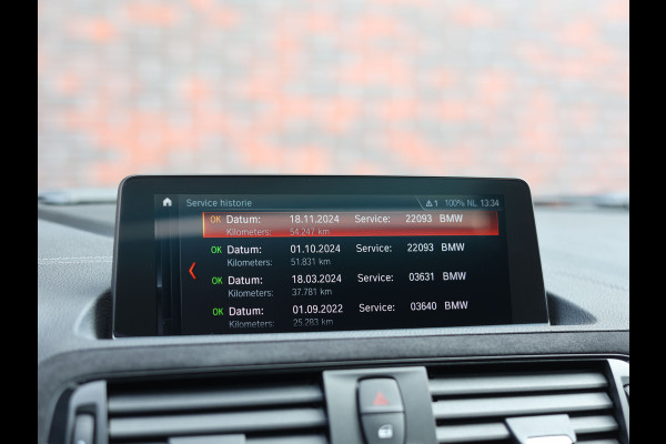 BMW 1-serie M140i Edition Shadow Executive | M Performance - Akrapovic - Vol!