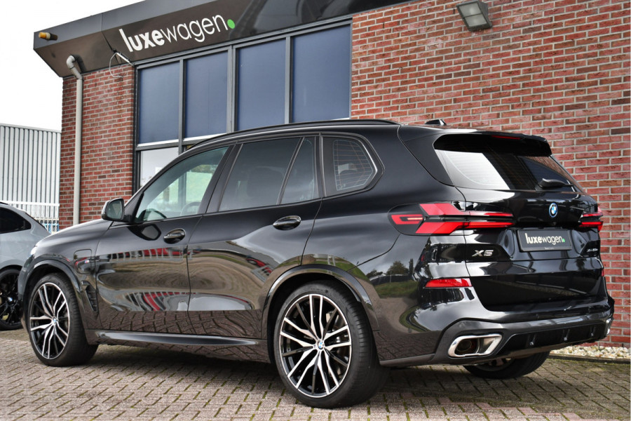 BMW X5 xDrive50e M-Sport Pano Trekh ACC Comf-zetels H/K Soft-close BTW-AUTO!
