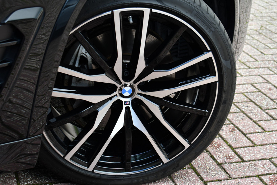 BMW X5 xDrive50e M-Sport Pano Trekh ACC Comf-zetels H/K Soft-close BTW-AUTO!