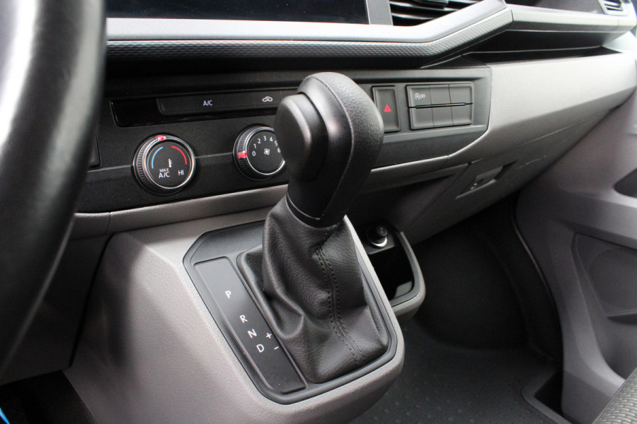 Volkswagen Transporter 2.0 TDI L2H1 28 T6.1 > Automaat/150pk/Adapt cruise./Navi... Volkswagen Transporter 2.0 TDI L2H1 28 T6.1 > Automaat/150pk/Adapt cruise./Navi...