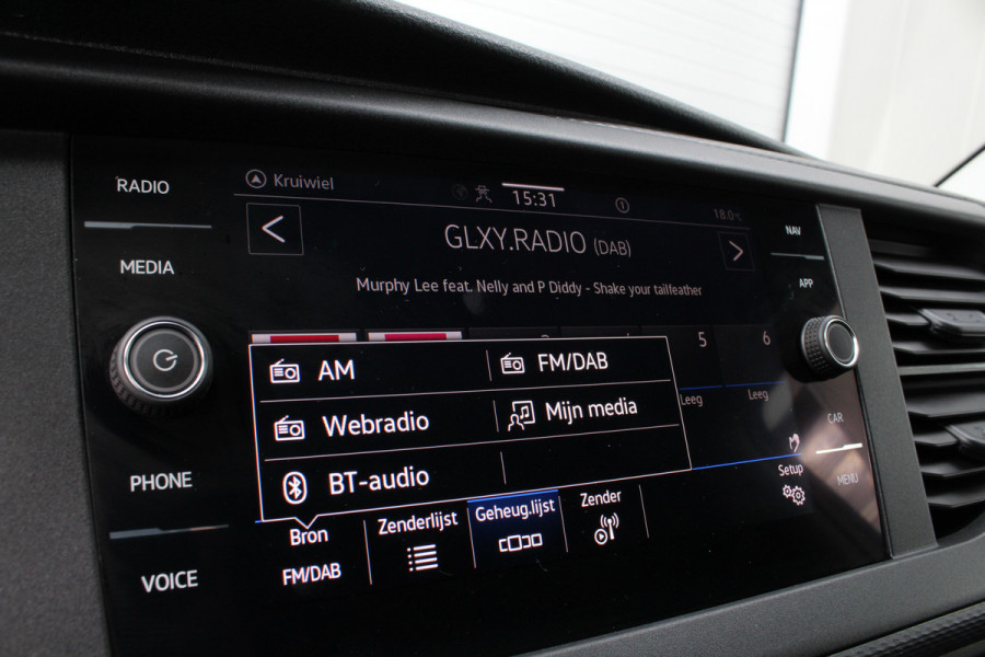 Volkswagen Transporter 2.0 TDI L2H1 28 T6.1 > Automaat/150pk/Adapt cruise./Navi... Volkswagen Transporter 2.0 TDI L2H1 28 T6.1 > Automaat/150pk/Adapt cruise./Navi...