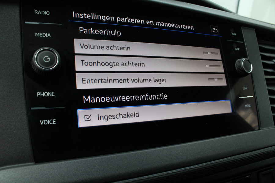 Volkswagen Transporter 2.0 TDI L2H1 28 T6.1 > Automaat/150pk/Adapt cruise./Navi... Volkswagen Transporter 2.0 TDI L2H1 28 T6.1 > Automaat/150pk/Adapt cruise./Navi...