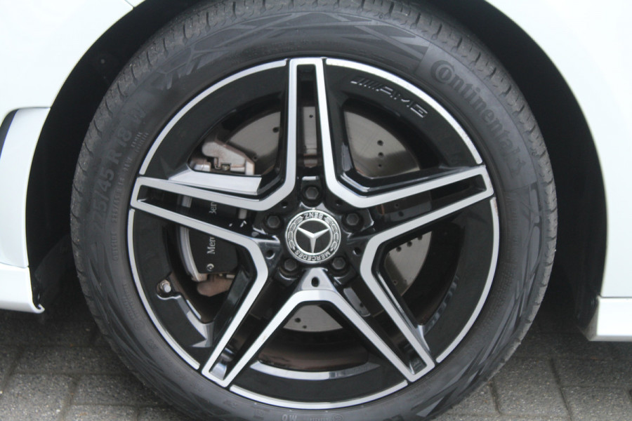Mercedes-Benz A-Klasse 250 e 218pk Business Solution AMG PHEV Automaat SoH 96% NL-Auto NAP Panoramadak Burmester Clima Cruise Navi Camera Sfeer LMV Mercedes-Benz A-Klasse 250 e 218pk Business Solution AMG PHEV Automaat SoH 96% NL-Auto NAP Panoramadak Burmester Clima Cruise Navi Camera Sfeer LMV