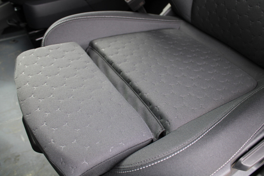 Ford Transit Custom 320 2.0 TDCI L2H1 Limited 170pk - 1+1 Stoelopstelling - 2x Schuifdeur - Adaptive Cruise - Verwarmd stuur - Blind spot - Navigati Ford Transit Custom 320 2.0 TDCI L2H1 Limited 170pk - 1+1 Stoelopstelling - 2x Schuifdeur - Adaptive Cruise - Verwarmd stuur - Blind spot - Navigati