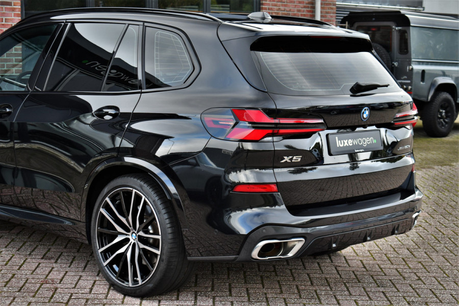 BMW X5 xDrive50e M-Sport Pano Trekh ACC Comf-zetels H/K Soft-close BTW-AUTO!