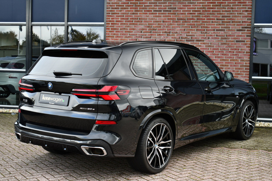BMW X5 xDrive50e M-Sport Pano Trekh ACC Comf-zetels H/K Soft-close BTW-AUTO!