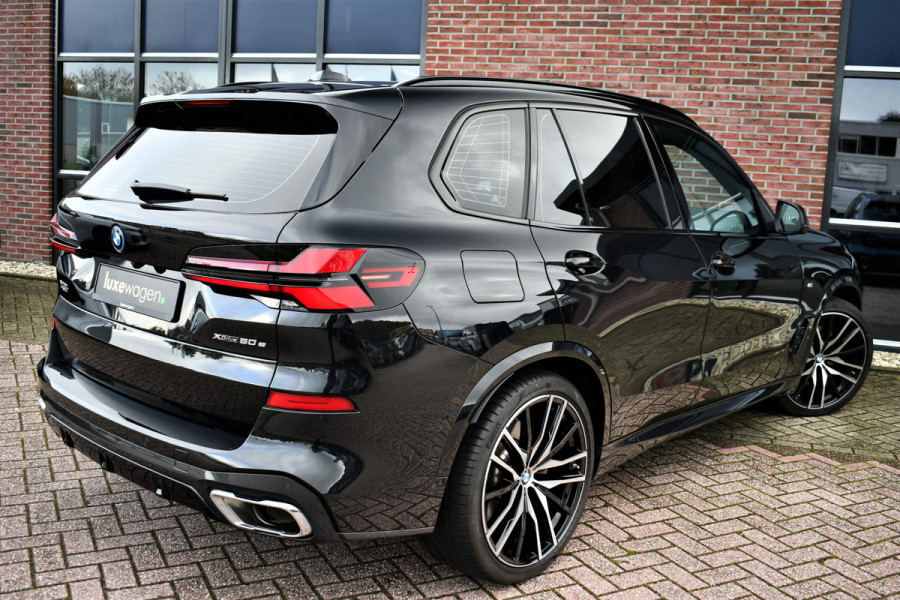 BMW X5 xDrive50e M-Sport Pano Trekh ACC Comf-zetels H/K Soft-close BTW-AUTO!
